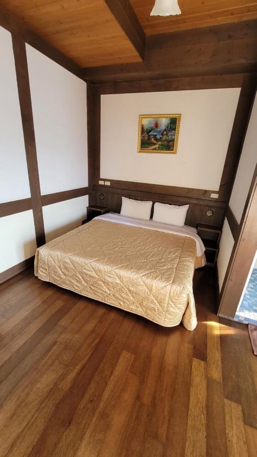 Maple Leave Holiday Villa Renai Exterior photo