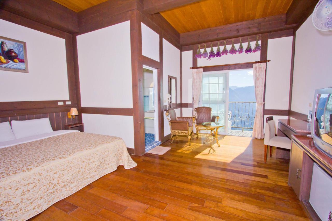 Maple Leave Holiday Villa Renai Exterior photo
